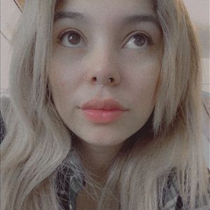 Meet your Posher, Alyssa